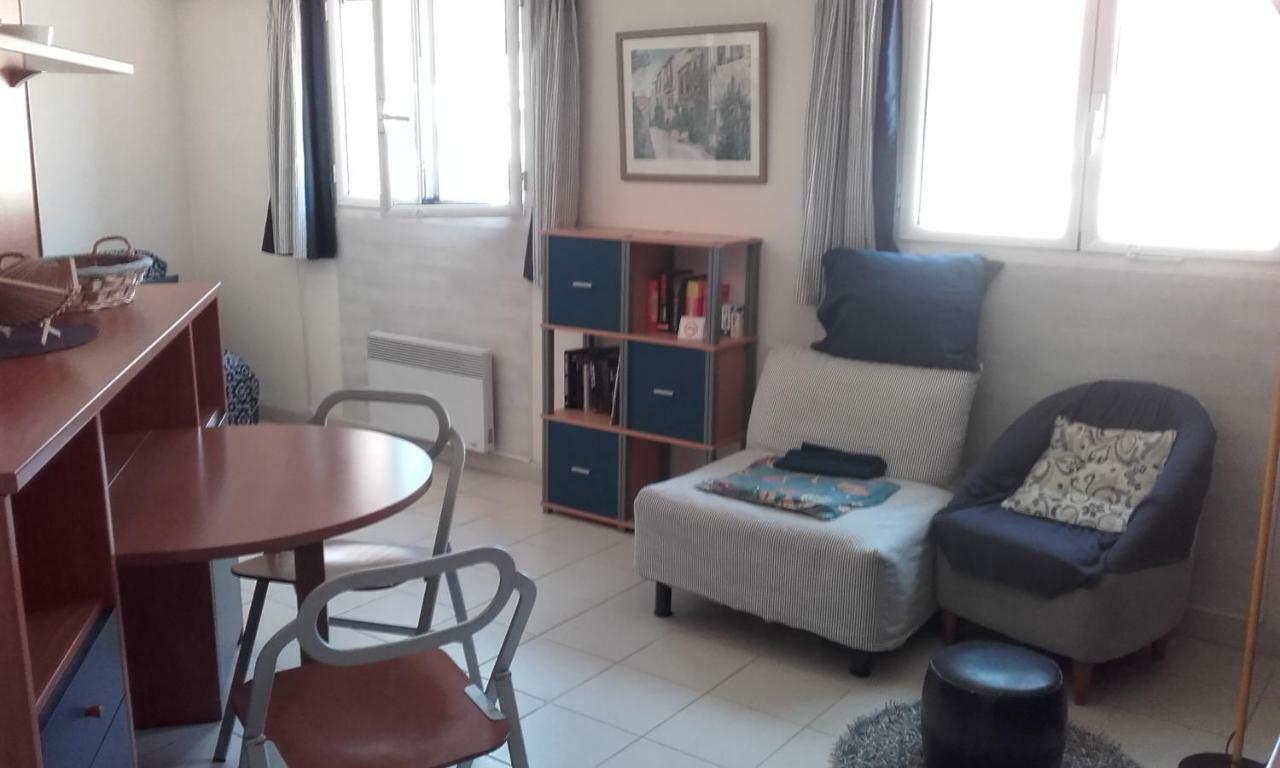 22 Place Saint-Roch Ментона Екстериор снимка